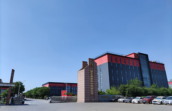 米兰·(milan)中国官网球迷群英汇聚重机